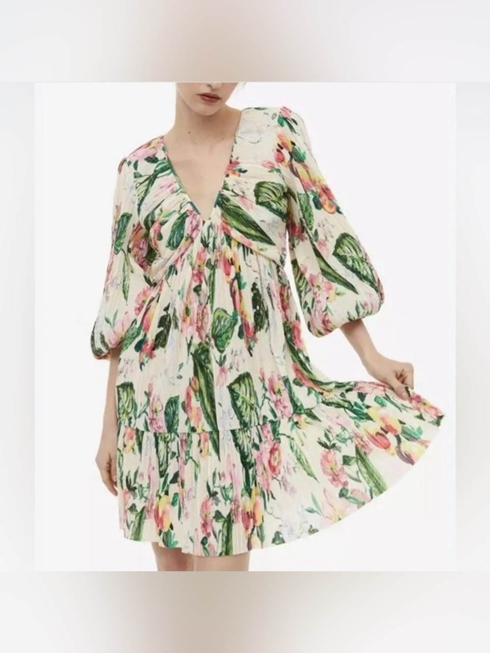 H&M Plissรฉ Floral Mini Dress Cream Pink Green Long Sleeve Size M